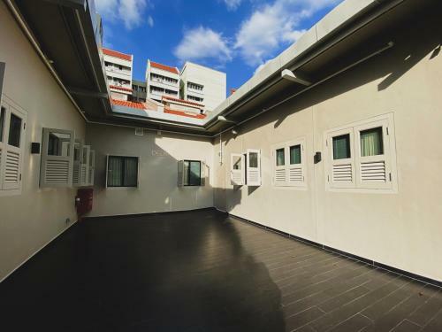 Hotel St Signature Jalan Besar ( 13 Hours: 6pm-7am)