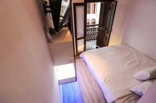 Hotel Calmo Chinatown - Staycation Approved
