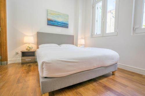 Clubhouse Residences Maple 1br Apartment (Staycation Approved)