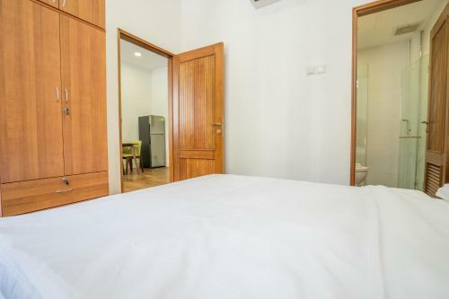 Clubhouse Residences Maple 1br Apartment (Staycation Approved)