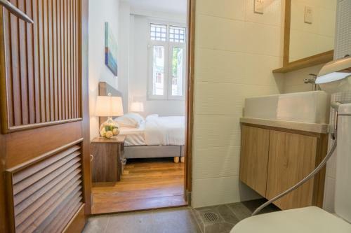 Clubhouse Residences Maple 1br Apartment (Staycation Approved)