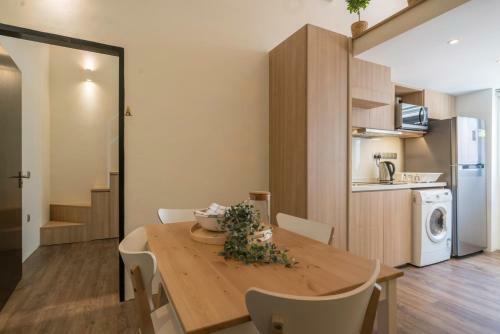 Hotel Vista Studio Loft Suites (staycation Approved)