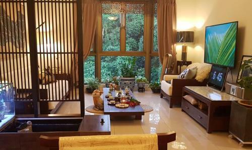 Oriental Tropics Private Forest View