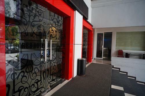 Oyo 1477 Athar 88 Hotel