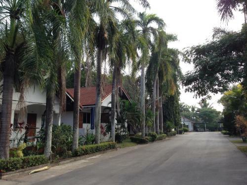 Hostal Chaisuk Bungalow