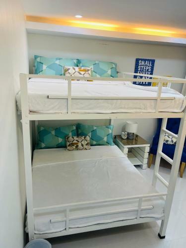 Hostal R&u Service Apartment