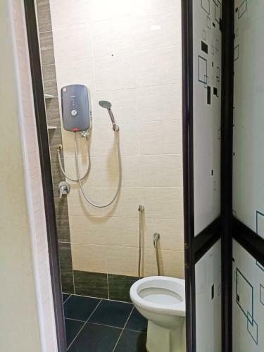 Jelutong Georgetown Double Storey 15pax Not For Party
