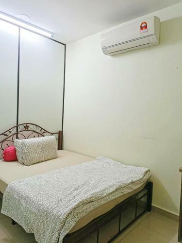 Jelutong Georgetown Double Storey 15pax Not For Party