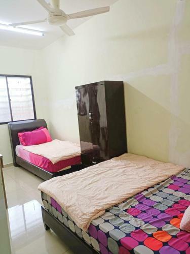 Jelutong Georgetown Double Storey 15pax Not For Party