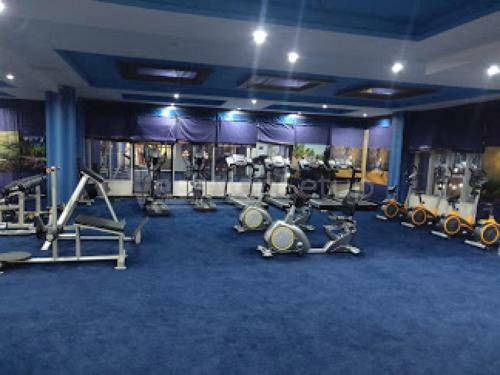 Hotel Titanic Resort Faisalabad