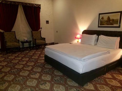 Hotel The One