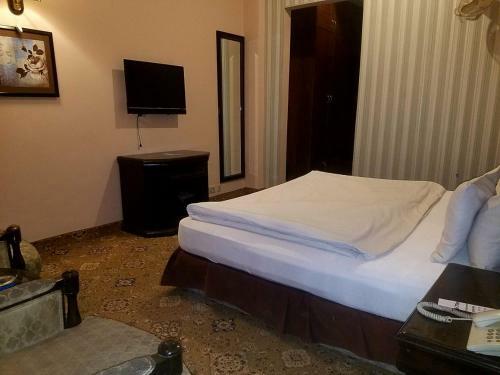 Hotel The One
