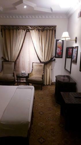 Hotel The One