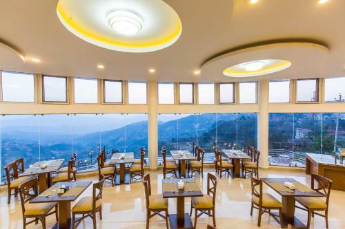 Hotel Himalaya Drishya Resort