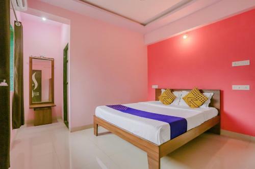 Hotel Oyo 81880 Ocean Holidays