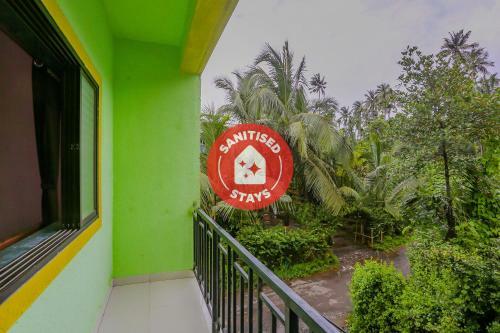 Hotel Oyo 81880 Ocean Holidays