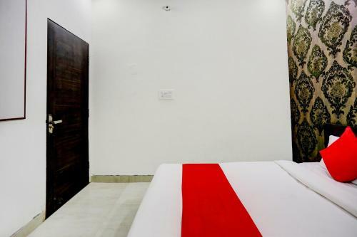 Oyo Flagship 80414 Hotel Keshav Residency