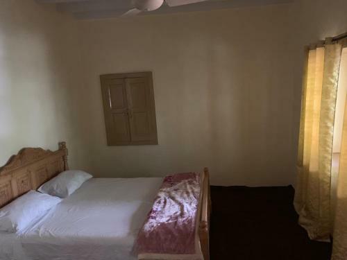Grey Stone Tourist Inn