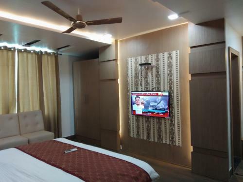 Hotel Pride Inn