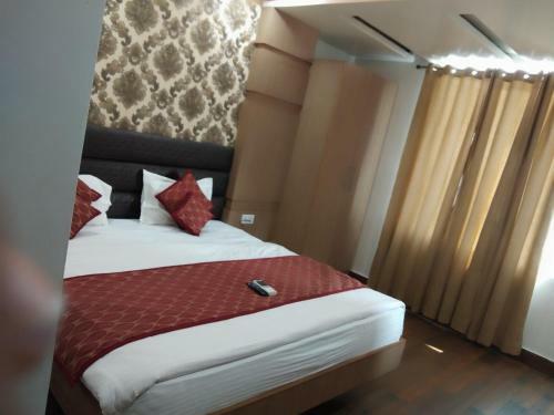 Hotel Pride Inn