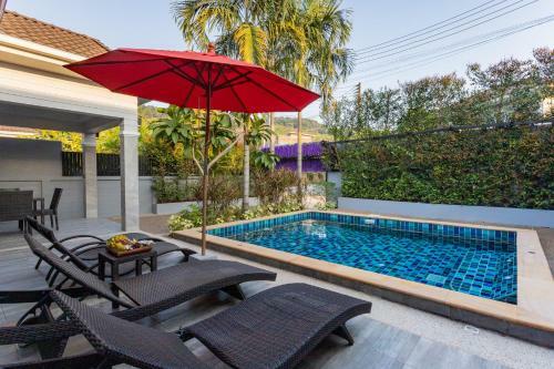 Honeybee Pool Villa Smooth As Silk