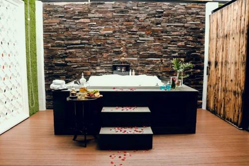 Hostal Back To Nature Aonang Boutique Pool Villa
