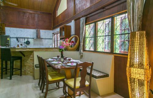 Palm Haven 3 Bedroom, Private Peaceful Pool Villa