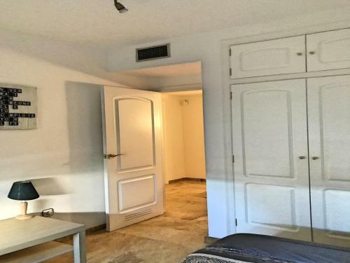 Apartamento D�plex Con Patio Junto Al Centro