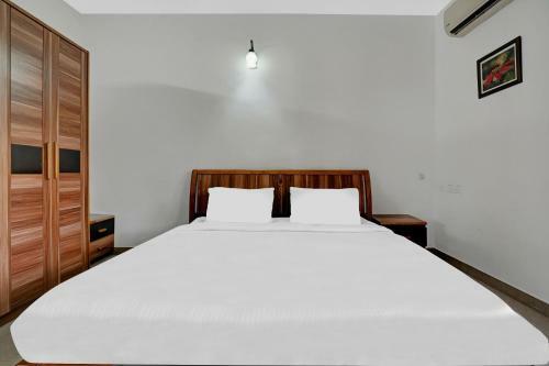 Hotel Collection O 83224 Breeze Garden Resort