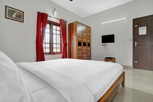 Hotel Collection O 83224 Breeze Garden Resort