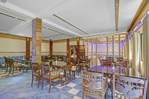 Hotel Collection O 83224 Breeze Garden Resort