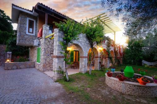 Hostal Olive Farm Of Datca Guesthouse