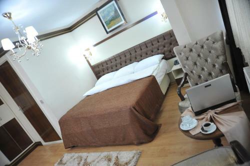 Gloria Tibi Hotel