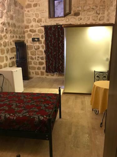 Hostal Kasr-i Abbas Hotel