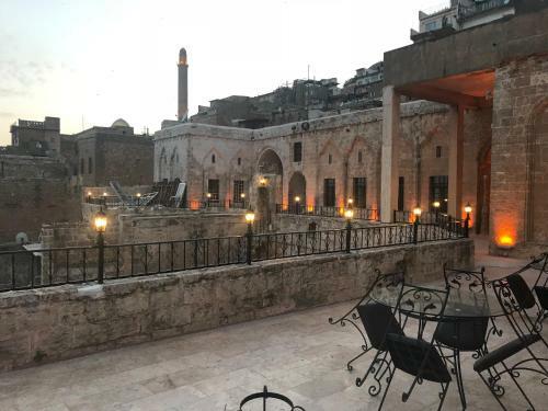 Hostal Kasr-i Abbas Hotel