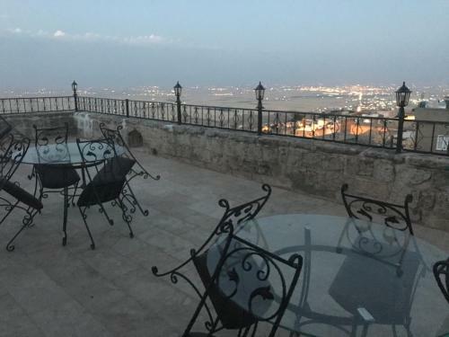 Hostal Kasr-i Abbas Hotel