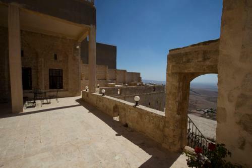 Hostal Kasr-i Abbas Hotel