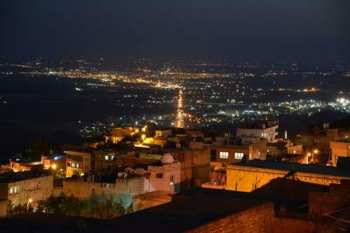 Hostal Kasr-i Abbas Hotel