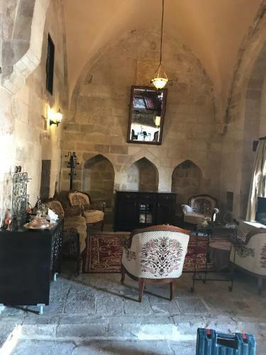 Hostal Kasr-i Abbas Hotel