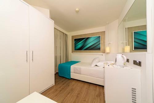 Poseidon Hotel (scene Concept)