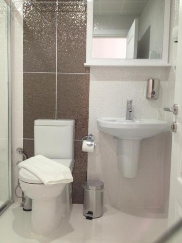 Cinas Hotel