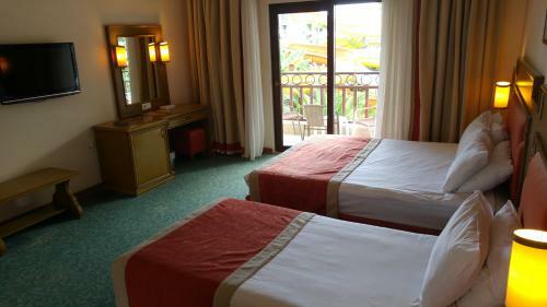Hotel Club Boran Mare Beach