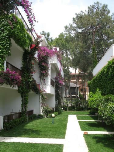 Hotel Club Boran Mare Beach