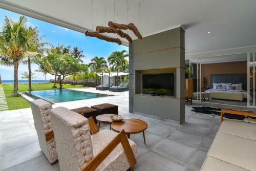 Villa Lou