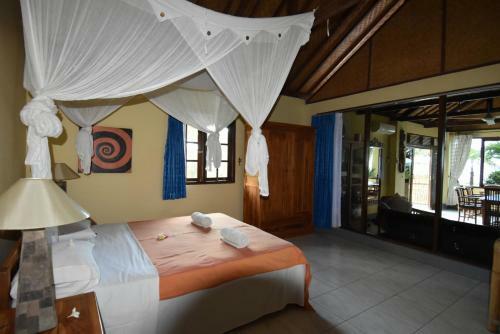 Villa Ganesha, Banjar Beach, Lovina