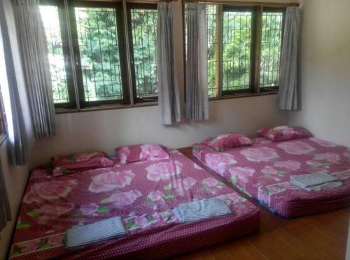 Hostal Villa Triniti Blok I-35