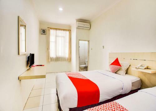Oyo 2554 Hotel Arimbi Lama Dewi Sartika