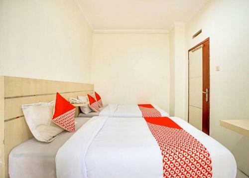 Oyo 2554 Hotel Arimbi Lama Dewi Sartika