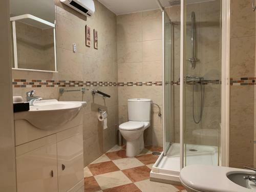 Apartamento C�ntrico Y Luminoso