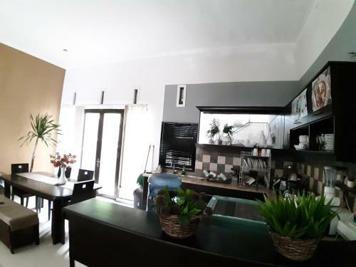 Villa Padasuka Raisa